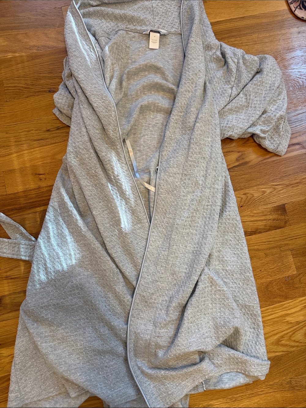 Liz Claiborne Light Gray Waffle-Knit Robe